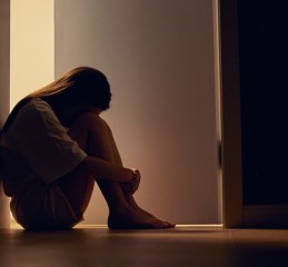 社交恐惧不是绝症，日常小技巧助你走出舒适区